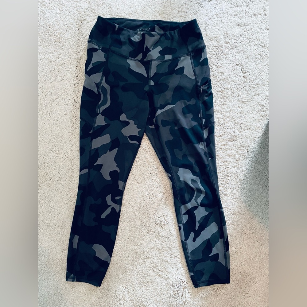 Athleta Camo Leggings - M